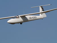 HA-4369 @ LHDK - Dunakeszi - by Ferenc Kolos