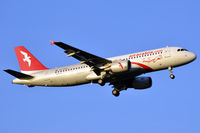 SU-AAC @ LOWW - landing @ rwy 16