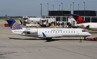 N926SW @ KORD - CL-600-2C10 - by Mark Pasqualino
