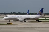 N477UA @ KORD - Airbus A320