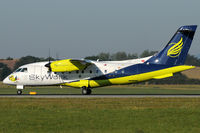HB-AEV @ VIE - SkyWork - by Chris Jilli