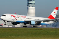 OE-LAX @ VIE - Austrian Airlines - by Chris Jilli