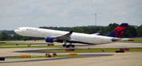 N818NW @ KATL - Takeoff ATL - by Ronald Barker