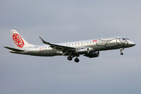 OE-IHE @ LOWW - lWien - by Ferenc Kolos