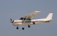 N5369R @ KOSH - Cessna 172RG