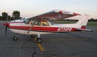 N739PR @ KAXN - Cessna 172N Skyhawk on the line. - by Kreg Anderson