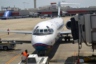 N929AT @ KATL - Atlanta - by Ronald Barker