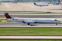 N186PQ @ KATL - Canadair CRJ-900 [15186] (Delta Connection/Pinnacle Airlines)  Atlanta-Hartsfield~N 12/04/2010.