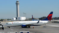 N3752 @ KSLC - Push back SLC - by Ronald Barker