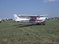 N2FN @ I74 - cessna 172 - by christian maurer