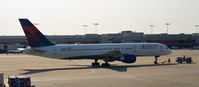 N685DA @ KATL - Taxi ATL - by Ronald Barker