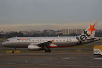 VH-VQQ @ YSSY - Jetstar Airbus A320 - by Thomas Ranner