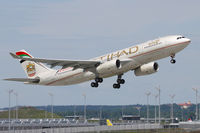 A6-EYK @ EDDM - Etihad - by Loetsch Andreas