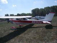 N8312G @ I74 - tail drager 150