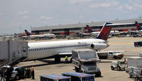 N770NC @ KATL - Atlanta - by Ronald Barker