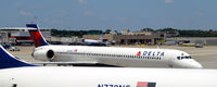 N915DN @ KATL - Taxi ATL - by Ronald Barker
