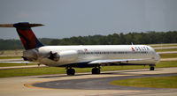 N955DL @ KATL - Taxi ATL - by Ronald Barker