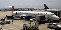 N984DL @ KATL - Atlanta - by Ronald Barker