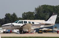 N2289E @ KOSH - Beech 58 - by Mark Pasqualino