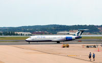 N927AT @ KDCA - Taxi DCA - by Ronald Barker