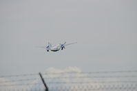 N690LS @ KOMH - Takeoff Orange