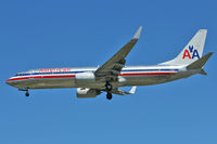 N945AN @ CYVR - 2000 Boeing 737-823, c/n: 30085 - by Terry Fletcher