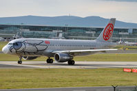 OE-LEH @ EDDF - Taxiing around for departure