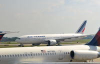 F-GSPE @ KATL - Taxi ATL - by Ronald Barker