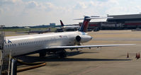 N979DL @ KATL - Atlanta - by Ronald Barker