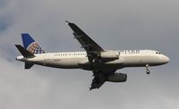 N426UA @ MCO - United A320 - by Florida Metal