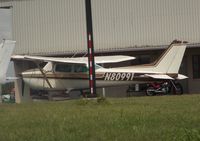 N80991 @ 11R - 1976 CESSNA 172M