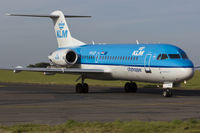 PH-KZF @ EGSH - Arriving at EGSH.
