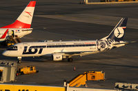 SP-LIO @ VIE - LOT - Polish Airlines - by Chris Jilli