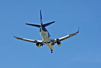 C-GCNZ @ YVR - Landing at YVR - by metricbolt