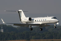 HB-JKF @ VIE - Private