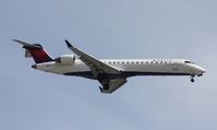 N719EV @ DTW - ASA CRJ-700