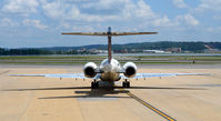 N904DA @ KDCA - Taxi DCA - by Ronald Barker