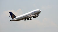 N467UA @ KDCA - Takeoff DCA - by Ronald Barker