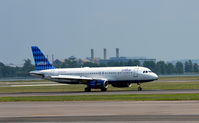 N509JB @ KDCA - Taxi DCA - by Ronald Barker