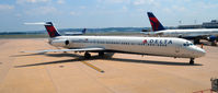 N947DL @ KDCA - Taxi DCA - by Ronald Barker