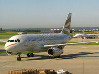 G-EUPD @ LFPO - minutes before taking me to London... - by olivier Cortot