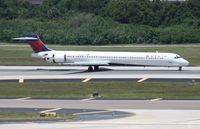 N901DA @ TPA - Delta MD-90