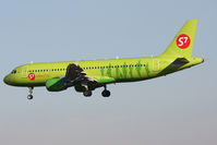 VQ-BOA @ LKPR - Praha - by Ferenc Kolos