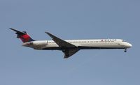 N970DL @ DTW - Delta MD-88 - by Florida Metal