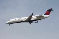 N8877A @ DTW - Pinnacle CRJ