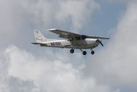 N61681 @ ORL - Cessna 172S - by Florida Metal