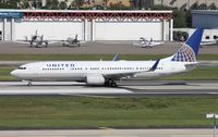 N75426 @ TPA - United 737-900 - by Florida Metal