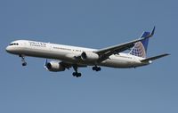N75861 @ MCO - United 757-300 - by Florida Metal