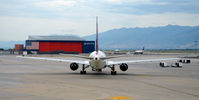N144DA @ KSLC - Taxi SLC - by Ronald Barker