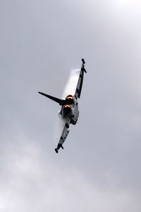 30 75 @ EDDB - Eurofighter display aircraft at ILA 2012